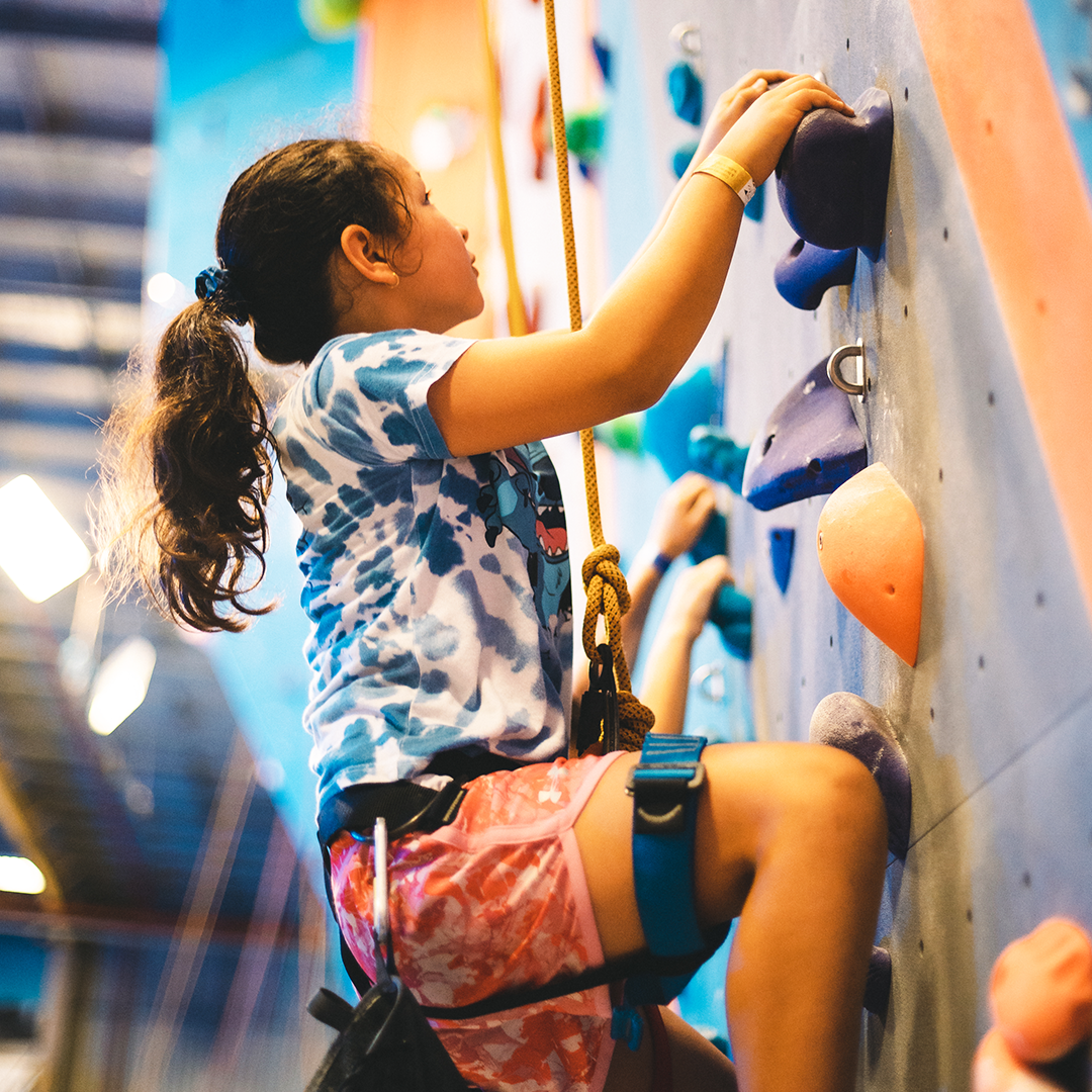 UX-2025-Social-Parties_Carousel-V1-7